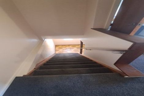 Photo of property in 5 Mulberry Street, Maungaraki, Lower Hutt, 5010