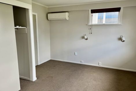 Photo of property in 11 Fordham Street, Beach Haven, Auckland, 0626