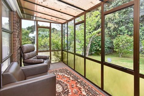 Photo of property in 1/1 Manse Road, Pahurehure, Papakura, 2113