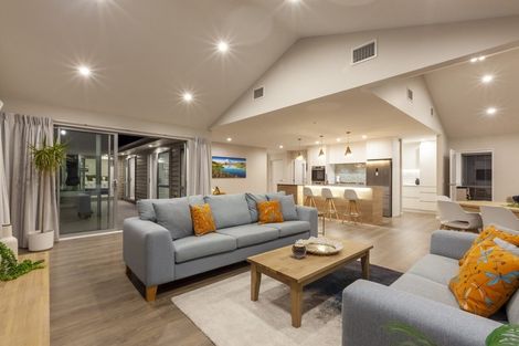 Photo of property in 118 Rosetta Road, Raumati South, Paraparaumu, 5032