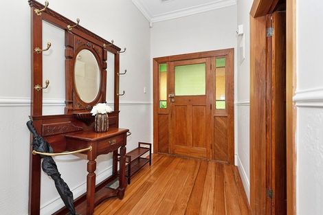 Photo of property in 5 Whyte Street, Hamilton East, Hamilton, 3216