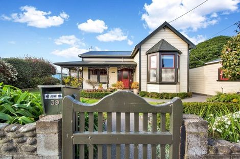 Photo of property in 39 Newton Street, Fitzroy, New Plymouth, 4312
