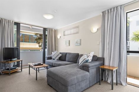 Photo of property in Capri Apartments, 5 The Mall, Mount Maunganui, 3116