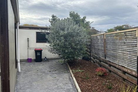 Photo of property in 1/2 Bill Ashcroft Grove, Havelock North, 4130