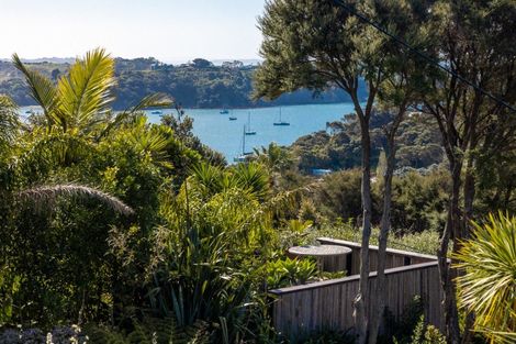 Photo of property in 35 Tawa Street, Oneroa, Waiheke Island, 1081