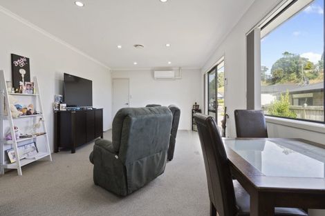 Photo of property in 12a Frederick Place, Whalers Gate, New Plymouth, 4310
