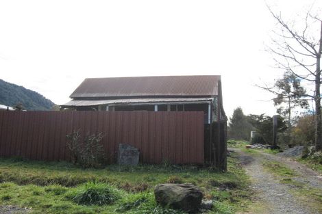 Photo of property in 35 Clifford Street, Blackball, 7804