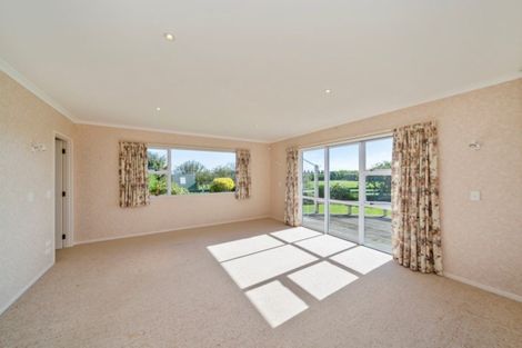 Photo of property in 281 Waihi Road, Hawera, 4673