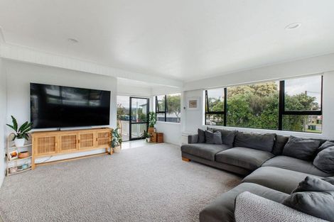 Photo of property in 1 Ohiwa Parade, Ohope, 3121