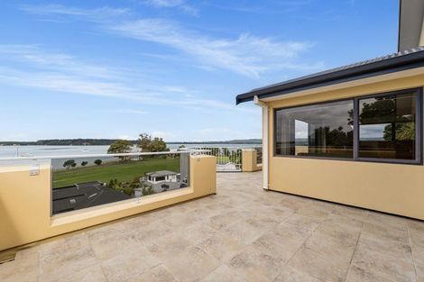 Photo of property in 33 Harbour View Road, Omokoroa, 3114