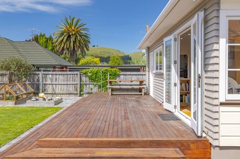 Photo of property in 60 Wilsons Road, Saint Martins, Christchurch, 8022