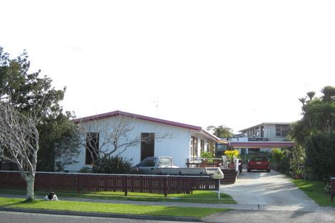 Photo of property in 2 Mary Henry Place, Whakatane, 3120