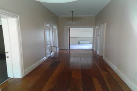 Photo of property in 2/20a Rawene Road, Birkenhead, Auckland, 0626