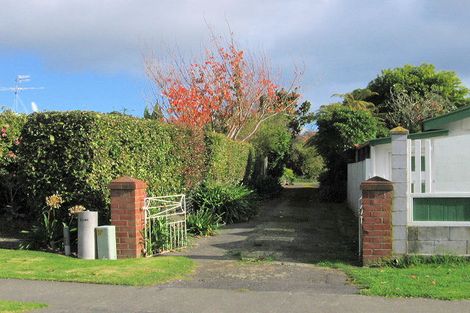 Photo of property in 4 Karu Crescent, Waikanae, 5036