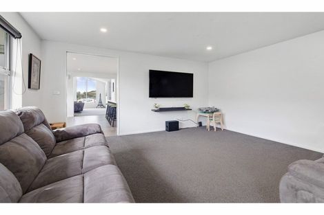 Photo of property in 9 Murfitt Street, Pegasus, 7612