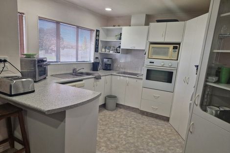 Photo of property in 34 Blake Boulevard, Papamoa Beach, Papamoa, 3118