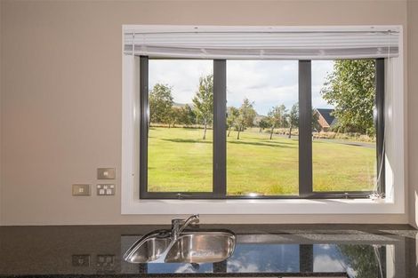 Photo of property in 28 Tussock Lane, Windwhistle, Hororata, 7572