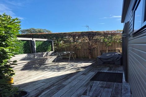 Photo of property in 19 Janet Street, Sunnyhills, Auckland, 2010