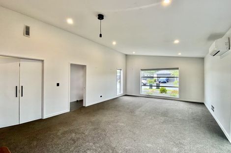 Photo of property in 12 Robert Duncan Road, Belfast, Christchurch, 8051