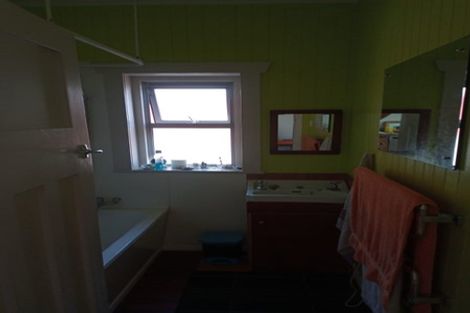 Photo of property in 236 The Esplanade, Island Bay, Wellington, 6023