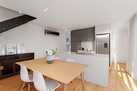 Photo of property in 2/184 Peterborough Street, Christchurch Central, Christchurch, 8013