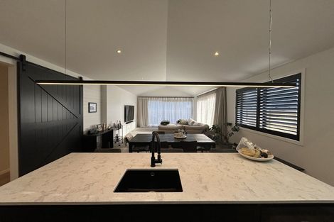 Photo of property in 34 Spur Ridge Rise, Jacks Point, 9371