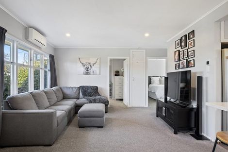 Photo of property in 15b Landscape Road, Pukekohe, 2120