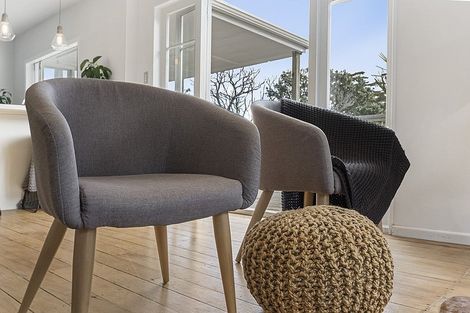 Photo of property in 150 Waiheke Road, Waiheke Island, 1971