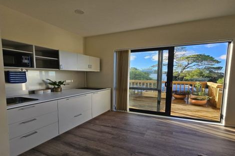 Photo of property in 38b Verran Road, Birkdale, Auckland, 0626