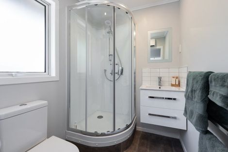 Photo of property in 10 Maybury Way, Island Bay, Wellington, 6023