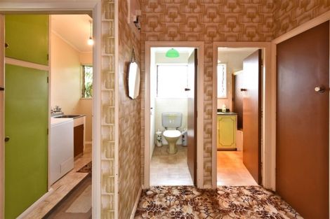 Photo of property in 10 Virgil Place, Northcote, Christchurch, 8052