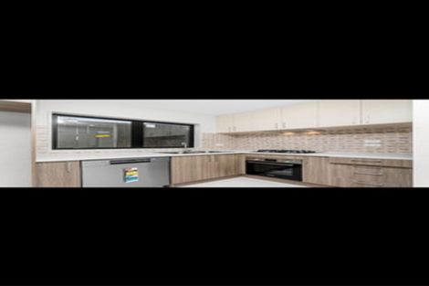 Photo of property in 4b Scanlen Terrace, Kelston, Auckland, 0602