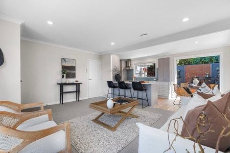 Photo of property in 24 Warwick Place, Brookfield, Tauranga, 3110