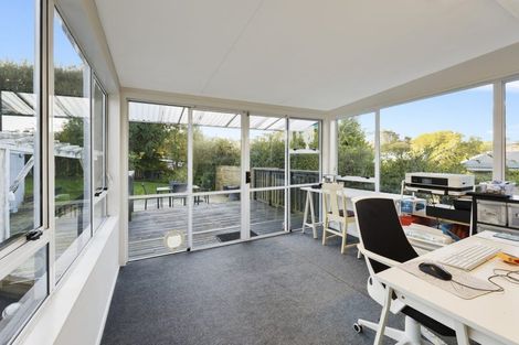 Photo of property in 60 Hilling Street, Titirangi, Auckland, 0604