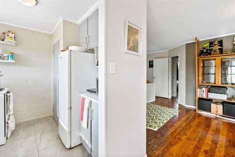 Photo of property in 5/24 Woodglen Road, Glen Eden, Auckland, 0602