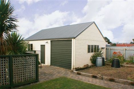 Photo of property in 7 Aroha Street, Takaro, Palmerston North, 4410