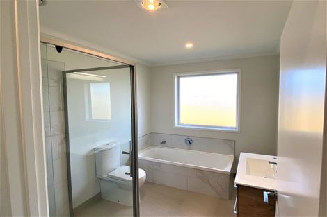 Photo of property in 57 Mclarin Road, Glenbrook, 2681