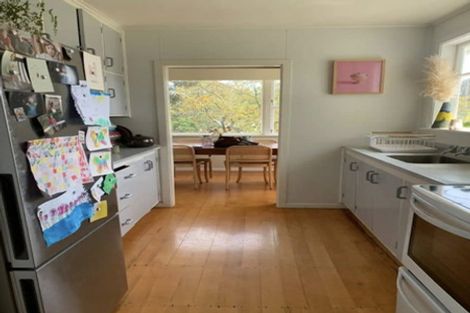 Photo of property in 46 Wellington Road, Paekakariki, 5034