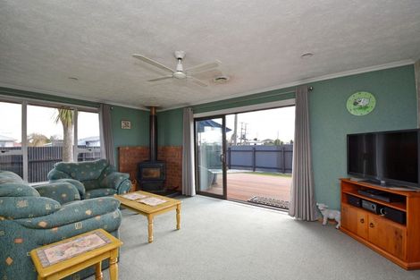 Photo of property in 65 Douglas Street, Grasmere, Invercargill, 9810