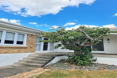 Photo of property in 43 Shirley Avenue, Papakura, 2110