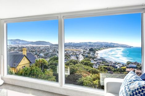 Photo of property in 104 Cliffs Road, Saint Clair, Dunedin, 9012