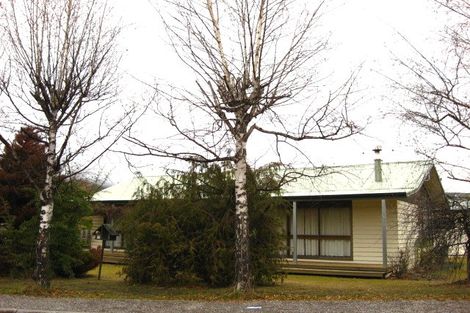 Photo of property in 13 Hood Crescent, Arrowtown, 9302