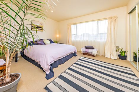 Photo of property in 5s Dryden Place, Mount Wellington, Auckland, 1051