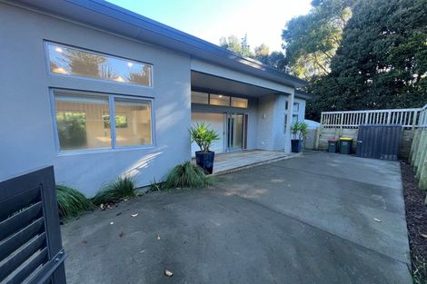 Photo of property in 73 Warman Road, Okura, Albany, 0792