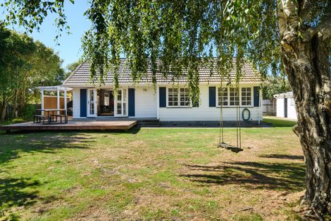 Photo of property in 12 Saturn Crescent, Milson, Palmerston North, 4414