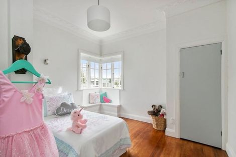 Photo of property in 31 Burnside Street, Waterloo, Lower Hutt, 5011