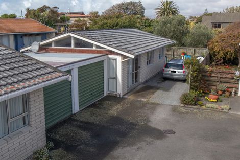 Photo of property in 2/15 Sandra Street, South New Brighton, Christchurch, 8062