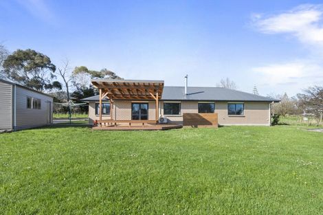 Photo of property in 841 Makerua Road, Tokomaru, Palmerston North, 4474