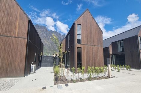 Photo of property in 3 Curvey Court, Jacks Point, 9371