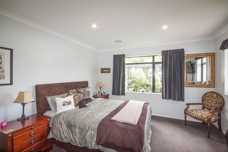 Photo of property in 53 Mauldeth Terrace, Churton Park, Wellington, 6037